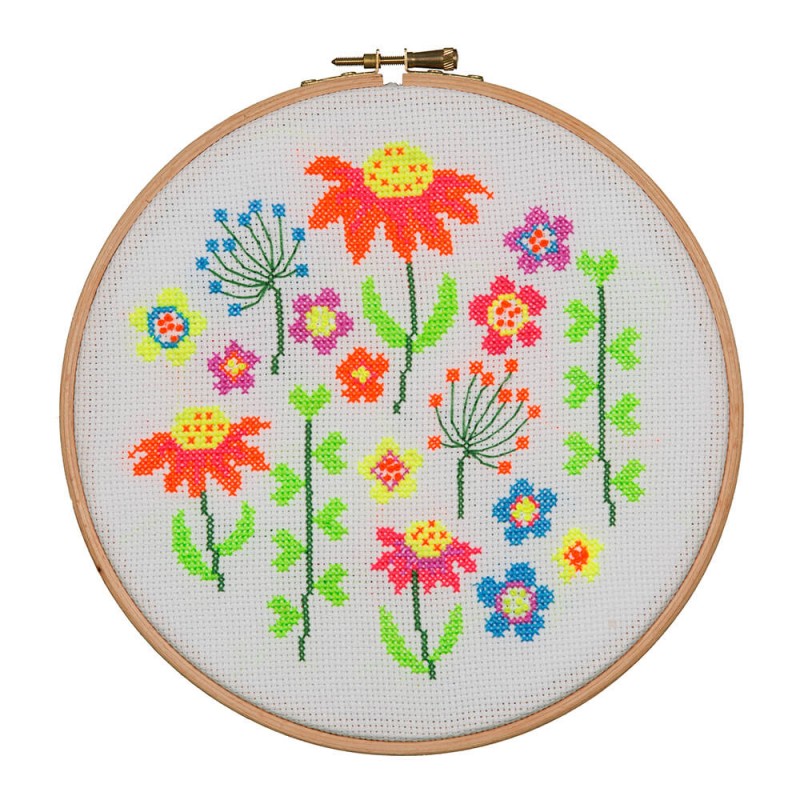 Anchor Beginner Cross-stitch kit - Modern Graphic Bold Florals